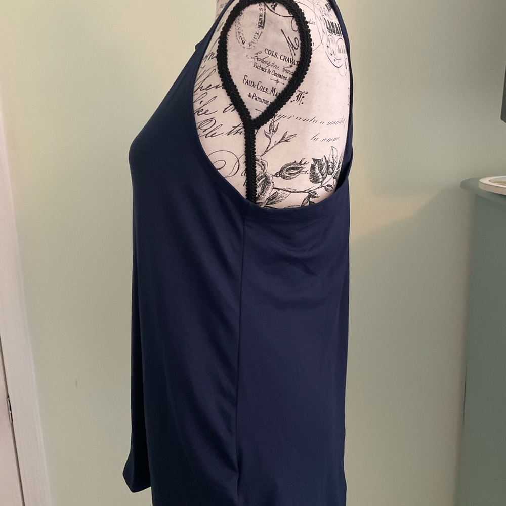 Magic fit cross back tank - Picture 4 of 8